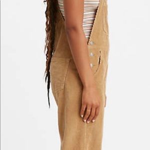 Levi’s Corduroy Overalls NEW vintage look!